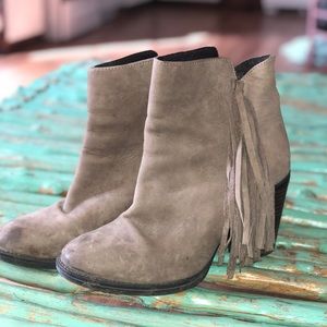 Steve Madden Ankle boot!!
